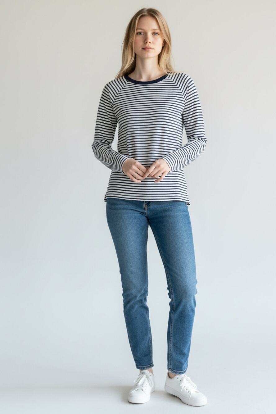 LANDS END Navy Blue Top Size XL Striped w/ White Long Sleeve Crew Neck
